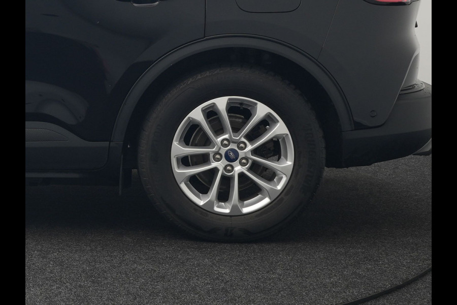 Ford Kuga 2.5 Titanium Plug In Hybrid 225pk Dealer O.H. PHEV | Trekhaak Af Fabriek | Adaptive Cruise | Blis | Sportstoelen Vewarmd | Pilot Assist | Apple Carplay | Camera | Lane Assist | Navigatie | Virtual | DAB |