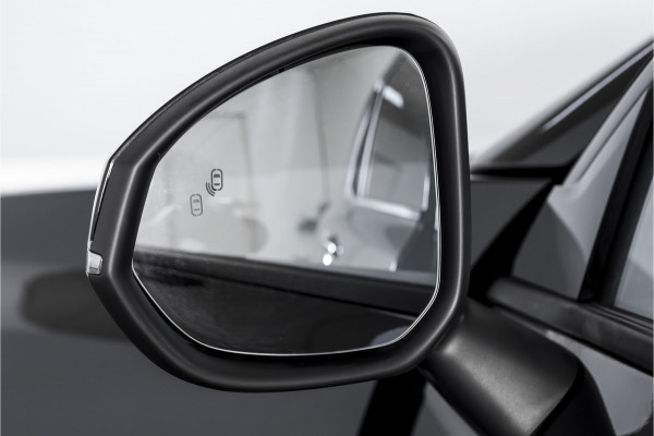 Lynk & Co 01 1.5 PHEV 261PK MY22 | Black Pakket | 360 Camera | S/K-panodak | Adapt. Cruise | Memory | Elek. klep | LM 20" | 4241