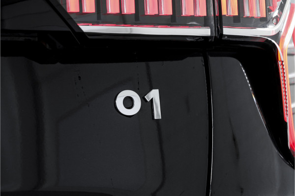 Lynk & Co 01 1.5 PHEV 261PK MY22 | Black Pakket | 360 Camera | S/K-panodak | Adapt. Cruise | Memory | Elek. klep | LM 20" | 4241