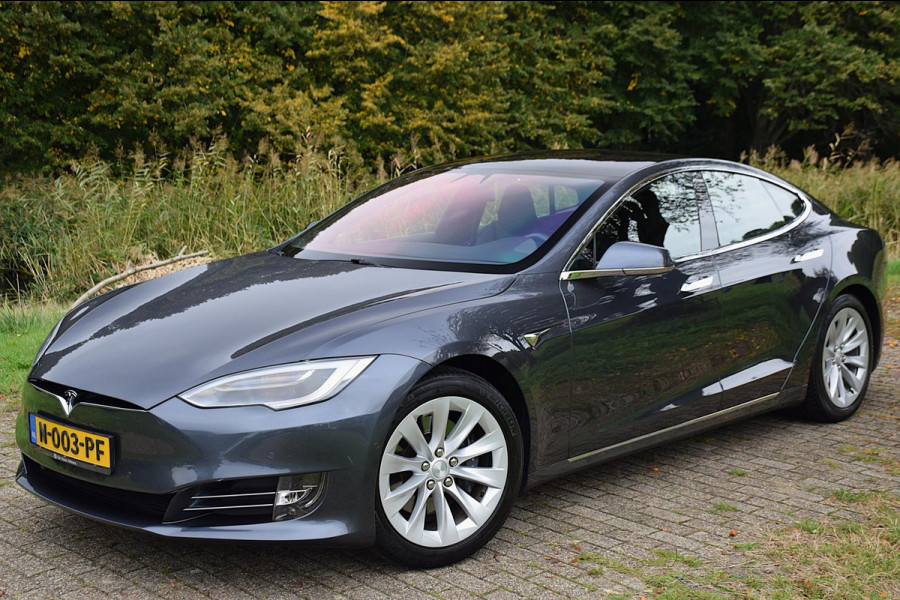 Tesla Model S 75D Base*Pano*Auto-Pilot*Nette Auto*178Dkm*2017* Tesla Model S 75D Base*Pano*Auto-Pilot*Nette Auto*178Dkm*2017*