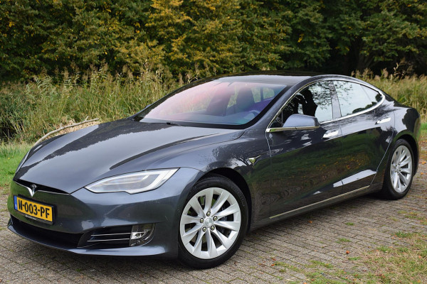 Tesla Model S 75D Base*Pano*Auto-Pilot*Nette Auto*178Dkm*2017* Tesla Model S 75D Base*Pano*Auto-Pilot*Nette Auto*178Dkm*2017*