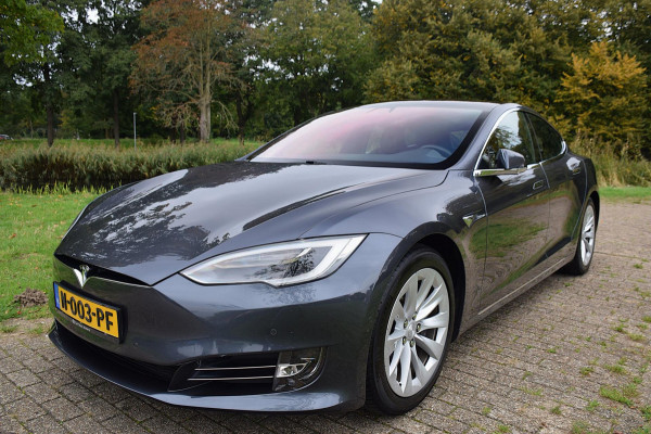 Tesla Model S 75D Base*Pano*Auto-Pilot*Nette Auto*178Dkm*2017* Tesla Model S 75D Base*Pano*Auto-Pilot*Nette Auto*178Dkm*2017*