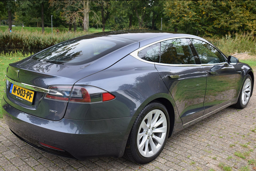 Tesla Model S 75D Base*Pano*Auto-Pilot*Nette Auto*178Dkm*2017* Tesla Model S 75D Base*Pano*Auto-Pilot*Nette Auto*178Dkm*2017*
