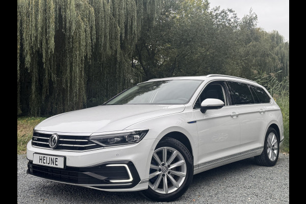 Volkswagen Passat Variant 218PK DSG HYBRID GTE BUSINESS TREKHAAK/LEDER/IQ-LIGHT/PANORAMADAK