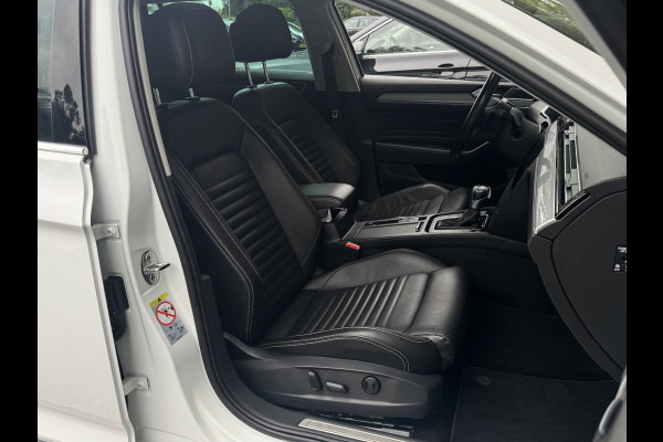 Volkswagen Passat Variant 218PK DSG HYBRID GTE BUSINESS TREKHAAK/LEDER/IQ-LIGHT/PANORAMADAK