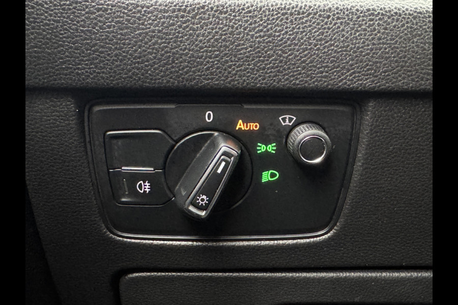 Volkswagen Passat Variant 218PK DSG HYBRID GTE BUSINESS TREKHAAK/LEDER/IQ-LIGHT/PANORAMADAK