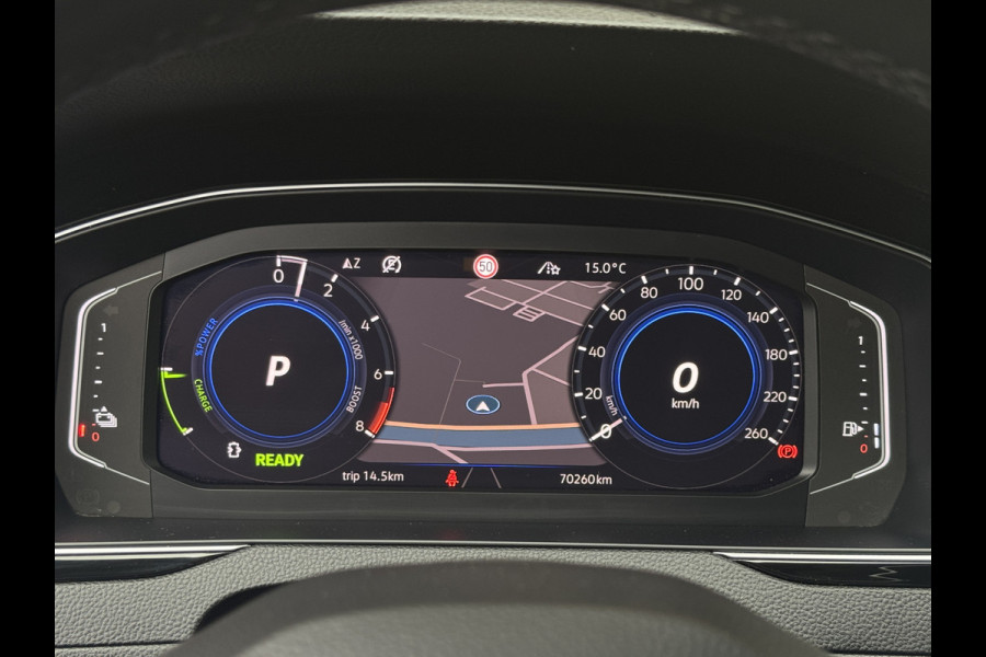 Volkswagen Passat Variant 218PK DSG HYBRID GTE BUSINESS TREKHAAK/LEDER/IQ-LIGHT/PANORAMADAK