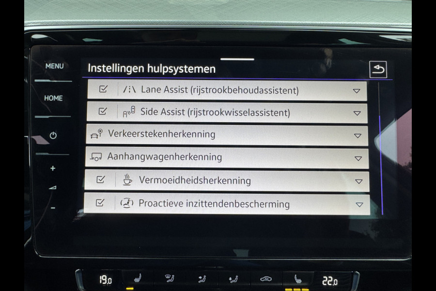 Volkswagen Passat Variant 218PK DSG HYBRID GTE BUSINESS TREKHAAK/LEDER/IQ-LIGHT/PANORAMADAK