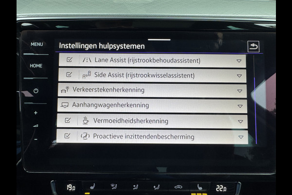 Volkswagen Passat Variant 218PK DSG HYBRID GTE BUSINESS TREKHAAK/LEDER/IQ-LIGHT/PANORAMADAK