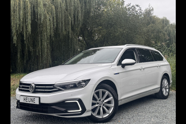 Volkswagen Passat Variant 218PK DSG HYBRID GTE BUSINESS TREKHAAK/LEDER/IQ-LIGHT/PANORAMADAK