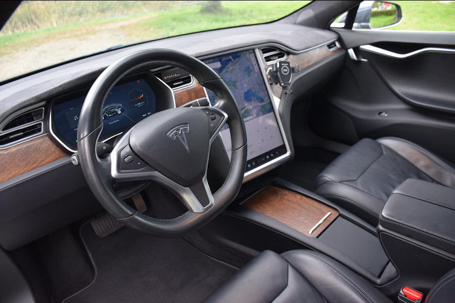 Tesla Model S 75D Base*Pano*Auto-Pilot*Nette Auto*178Dkm*2017* Tesla Model S 75D Base*Pano*Auto-Pilot*Nette Auto*178Dkm*2017*