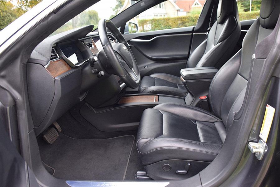 Tesla Model S 75D Base*Pano*Auto-Pilot*Nette Auto*178Dkm*2017* Tesla Model S 75D Base*Pano*Auto-Pilot*Nette Auto*178Dkm*2017*