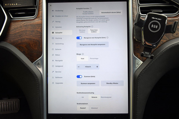 Tesla Model S 75D Base*Pano*Auto-Pilot*Nette Auto*178Dkm*2017* Tesla Model S 75D Base*Pano*Auto-Pilot*Nette Auto*178Dkm*2017*