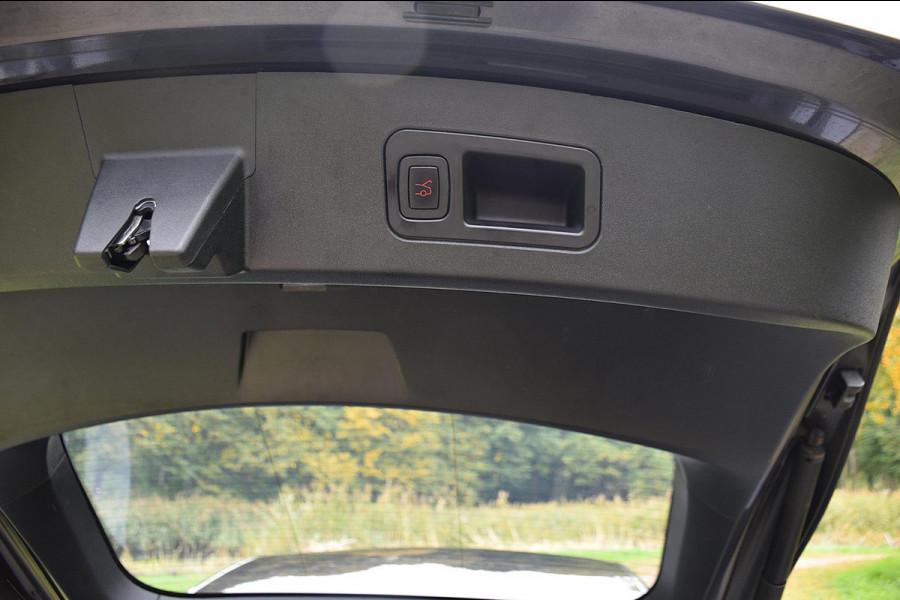 Tesla Model S 75D Base*Pano*Auto-Pilot*Nette Auto*178Dkm*2017* Tesla Model S 75D Base*Pano*Auto-Pilot*Nette Auto*178Dkm*2017*