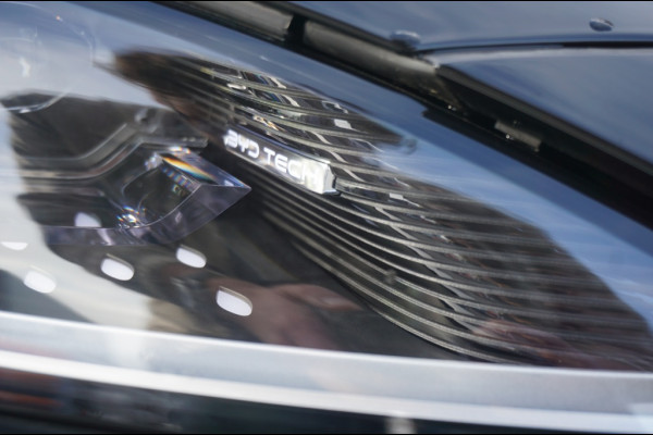 BYD SEAL U 217PK PHEV Boost NIEUW! | ADAPTIVE | LEER | INFINITY AUDIO!