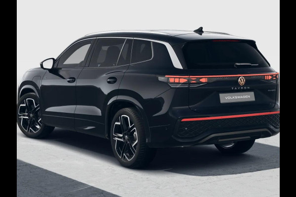 Volkswagen Tayron R-Line Edition 1.5 eHybrid 150 kW / 204 PK SUV 6 v