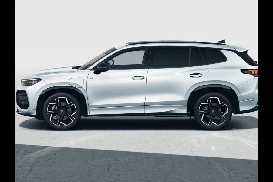 Volkswagen Tayron R-Line Edition 1.5 eHybrid 150 kW / 204 PK SUV 6 v