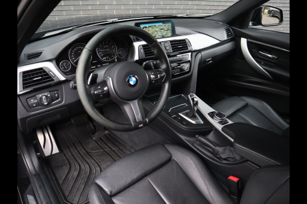 BMW 3 Serie Touring 320i Centennial High Executive M Sport / Sportleder / HiFi