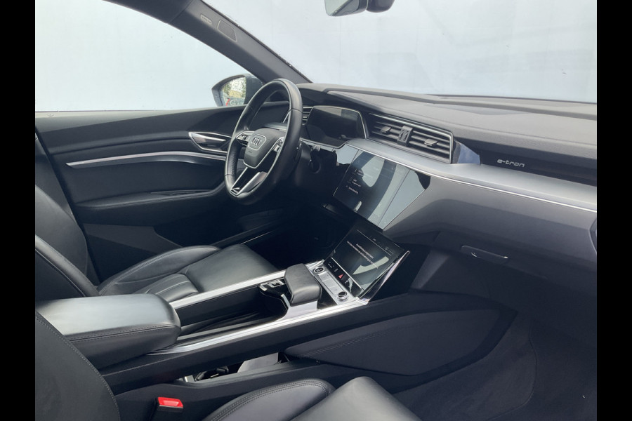 Audi e-tron 55 quattro Advanced Edition Plus 95kWh 1eig Trekhaak HUD S Line Leer Memory Adap.Cruise VOL! Audi e-tron 55 quattro Advanced Edition Plus 95kWh 1eig Trekhaak HUD S Line Leer Memory Adap.Cruise VOL!