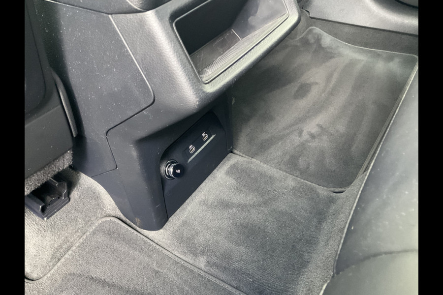 Audi e-tron 55 quattro Advanced Edition Plus 95kWh 1eig Trekhaak HUD S Line Leer Memory Adap.Cruise VOL! Audi e-tron 55 quattro Advanced Edition Plus 95kWh 1eig Trekhaak HUD S Line Leer Memory Adap.Cruise VOL!