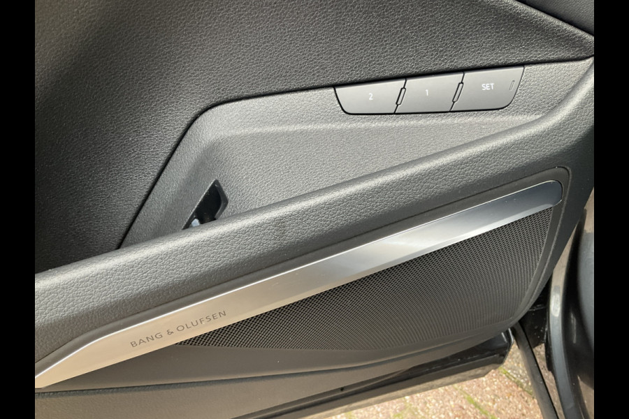 Audi e-tron 55 quattro Advanced Edition Plus 95kWh 1eig Trekhaak HUD S Line Leer Memory Adap.Cruise VOL! Audi e-tron 55 quattro Advanced Edition Plus 95kWh 1eig Trekhaak HUD S Line Leer Memory Adap.Cruise VOL!