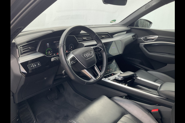 Audi e-tron 55 quattro Advanced Edition Plus 95kWh 1eig Trekhaak HUD S Line Leer Memory Adap.Cruise VOL! Audi e-tron 55 quattro Advanced Edition Plus 95kWh 1eig Trekhaak HUD S Line Leer Memory Adap.Cruise VOL!