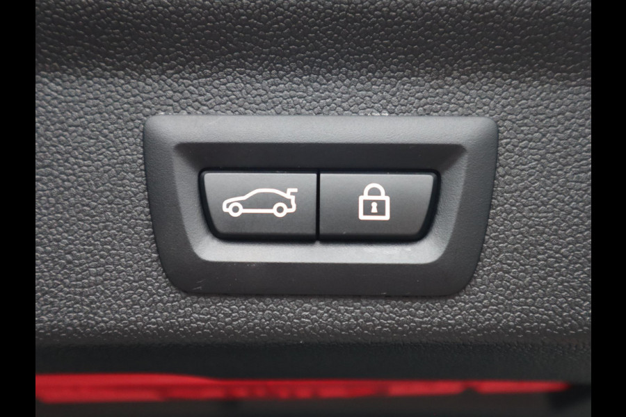 MINI Countryman 2.0 Cooper S E ALL4 Classic / Panodak / Sportleder / Comfort Access