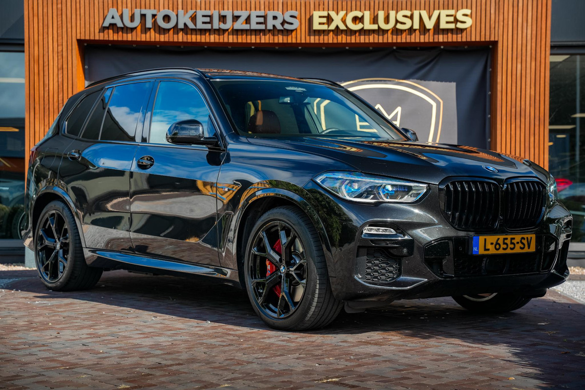 BMW X5 xDrive45e High Executive M Pakket Panoramadak Adapt. Cruise HUD Carbon Luxe Leder 21''LM BMW X5 xDrive45e High Executive M Pakket Panoramadak Adapt. Cruise HUD Carbon Luxe Leder 21''LM