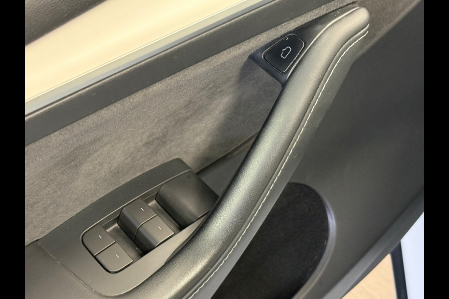 Tesla Model Y Long Range DUAL MOTOR AWD 378KW 514PK PANORAMADAK TREKHAAK Tesla Model Y Long Range DUAL MOTOR AWD 378KW 514PK PANORAMADAK TREKHAAK