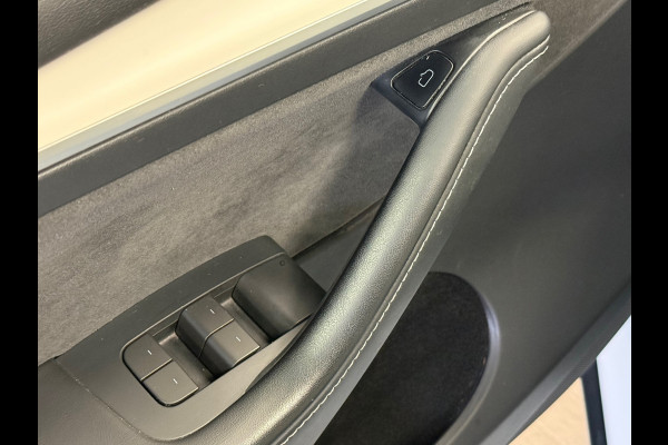 Tesla Model Y Long Range DUAL MOTOR AWD 378KW 514PK PANORAMADAK TREKHAAK Tesla Model Y Long Range DUAL MOTOR AWD 378KW 514PK PANORAMADAK TREKHAAK