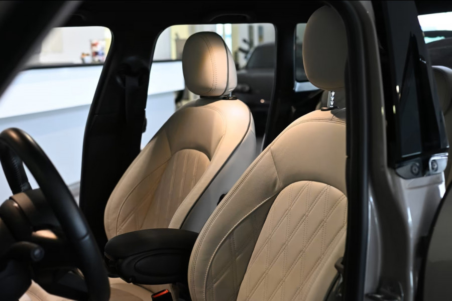 MINI 1.5 Cooper Yours 5-DRS ** LED, VIRTUAL, CHESTER LEDER, PANORAMA, CAMERA, HuD, 17-inch LMV ** 1e Eig - MINI ONDERH. ** ** INFORMEER OOK NAAR ONZE AANTREKKELIJKE FINANCIAL-LEASE TARIEVEN **