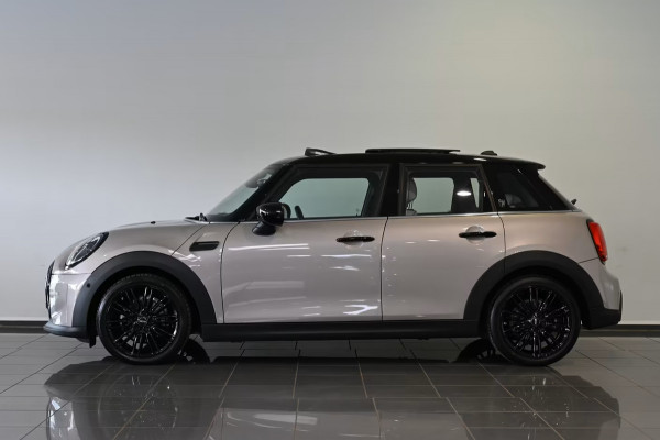 MINI 1.5 Cooper Yours 5-DRS ** LED, VIRTUAL, CHESTER LEDER, PANORAMA, CAMERA, HuD, 17-inch LMV ** 1e Eig - MINI ONDERH. ** ** INFORMEER OOK NAAR ONZE AANTREKKELIJKE FINANCIAL-LEASE TARIEVEN **