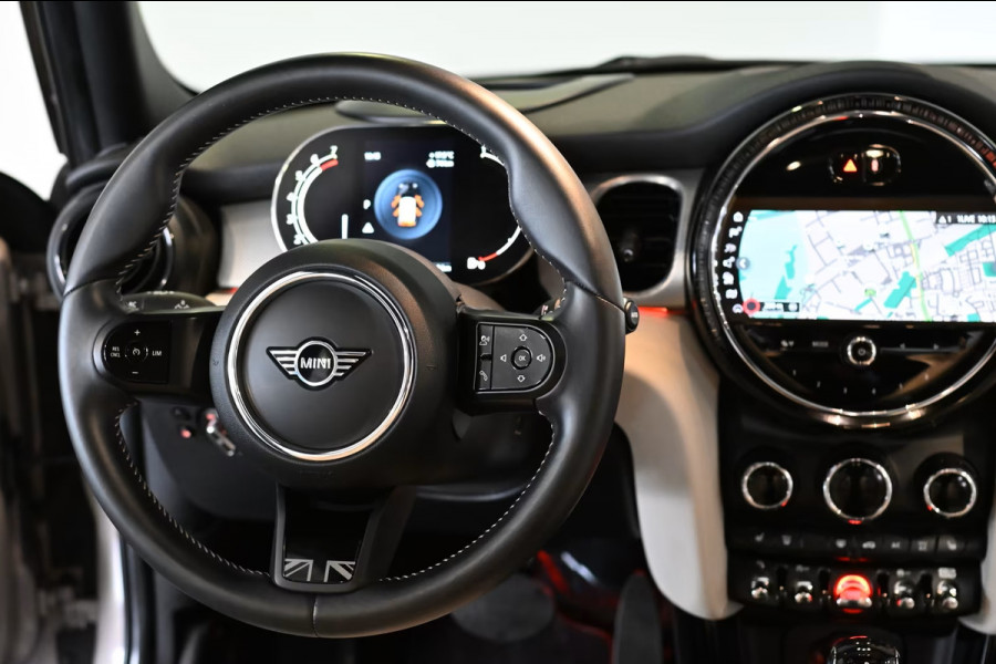 MINI 1.5 Cooper Yours 5-DRS ** LED, VIRTUAL, CHESTER LEDER, PANORAMA, CAMERA, HuD, 17-inch LMV ** 1e Eig - MINI ONDERH. ** ** INFORMEER OOK NAAR ONZE AANTREKKELIJKE FINANCIAL-LEASE TARIEVEN **