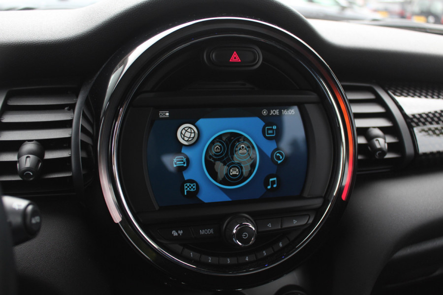 MINI Mini 2.0 Cooper S Pepper / Navigatie / Half leder / Parkeerhulp / Keyless / 17'' / Cruise Control