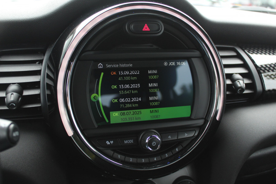 MINI Mini 2.0 Cooper S Pepper / Navigatie / Half leder / Parkeerhulp / Keyless / 17'' / Cruise Control