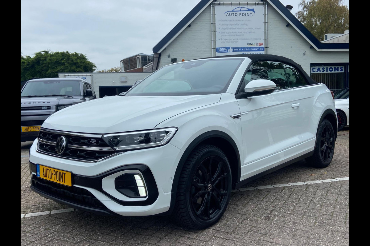 Volkswagen T-Roc Cabrio 1.5 TSI R-LINE 18150KM ZEER COMPLEET/NIEUWSTAAT! Volkswagen T-Roc Cabrio 1.5 TSI R-LINE 18150KM ZEER COMPLEET/NIEUWSTAAT!