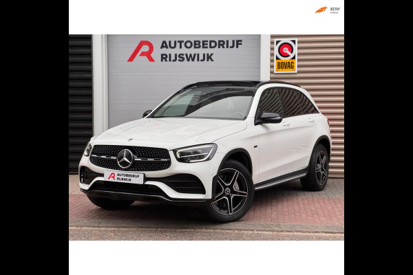 Mercedes-Benz GLC 300e 4MATIC AMG Pano/Camera/Dodehoek/Virtual