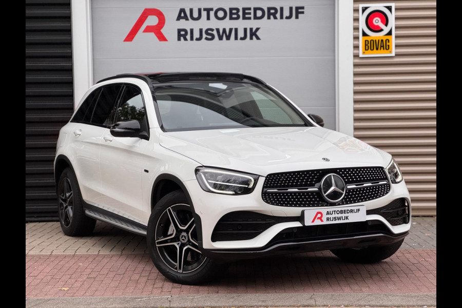 Mercedes-Benz GLC 300e 4MATIC AMG Pano/Camera/Dodehoek/Virtual