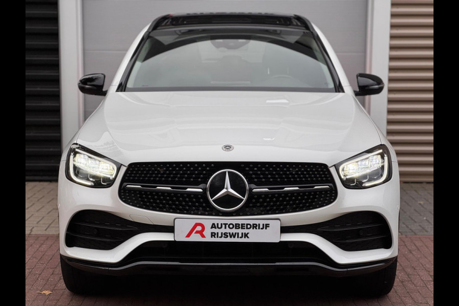 Mercedes-Benz GLC 300e 4MATIC AMG Pano/Camera/Dodehoek/Virtual