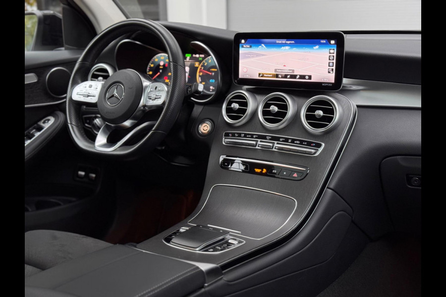 Mercedes-Benz GLC 300e 4MATIC AMG Pano/Camera/Dodehoek/Virtual