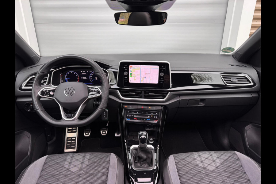 Volkswagen T-Roc 1.5 TSI R-Line Business Pano/AppleCarPlay/Camera