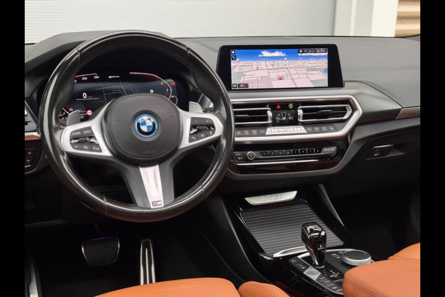 BMW X3 XDrive30e High Executive M seats/Pano/Memory/Sfeer