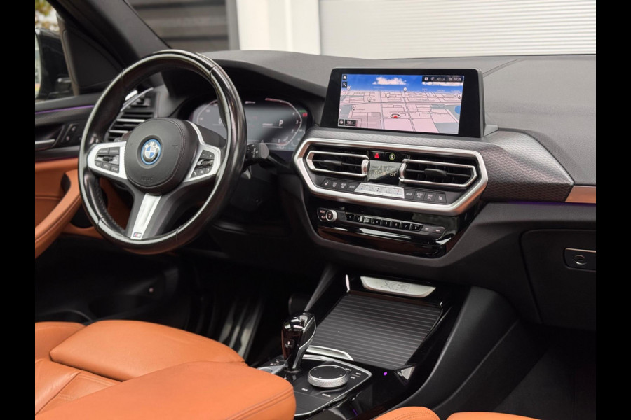 BMW X3 XDrive30e High Executive M seats/Pano/Memory/Sfeer