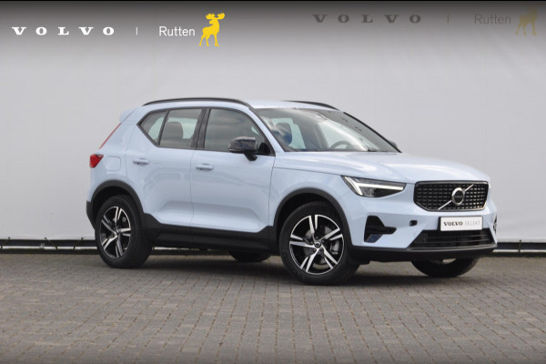 Volvo XC40 B4 211PK Automaat Plus Dark / Pilot assist / Semi-elektrisch inklapbare trekhaak / Google Services / Adaptive cruise control / Achteruitrij camera / Harman Kardon audio / Elektrisch bedienbare voorstoelen /