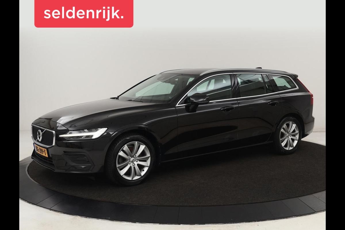 Volvo V60 2.0 D4 Momentum | Carplay | Half leder | Navigatie | Full LED | Digital Cockpit | Parkeerverwarming | Climate control | Parkeerhulp | Cruise control Volvo V60 2.0 D4 Momentum | Carplay | Half leder | Navigatie | Full LED | Digital Cockpit | Parkeerverwarming | Climate control | Parkeerhulp | Cruise control