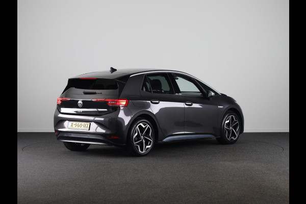 Volkswagen ID.3 First Plus 58 kWh 204 pk | Navigatie | Parkeersensoren | Achteruitrijcamera | Matrix LED koplampen | Stoelverwarming |