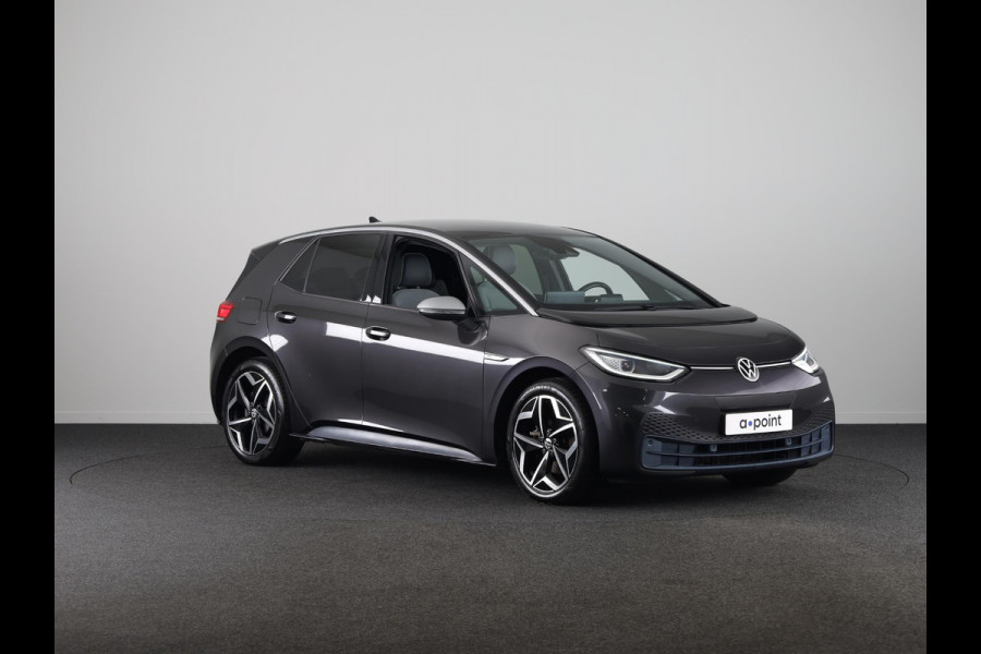 Volkswagen ID.3 First Plus 58 kWh 204 pk | Navigatie | Parkeersensoren | Achteruitrijcamera | Matrix LED koplampen | Stoelverwarming |