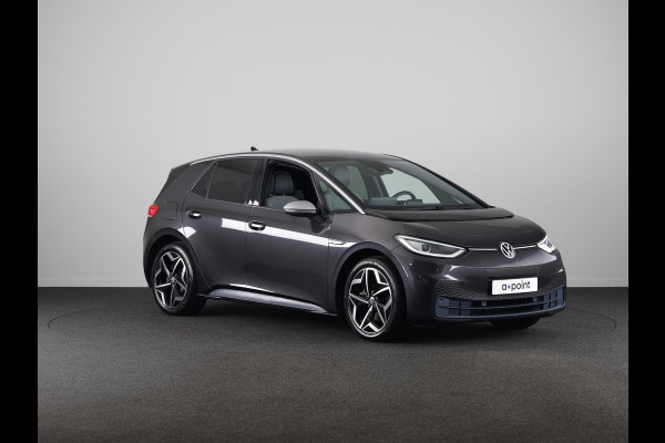 Volkswagen ID.3 First Plus 58 kWh 204 pk | Navigatie | Parkeersensoren | Achteruitrijcamera | Matrix LED koplampen | Stoelverwarming |