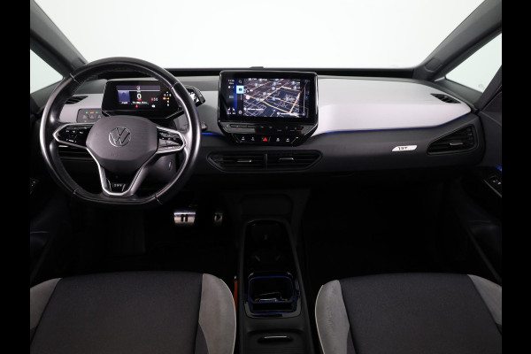 Volkswagen ID.3 First Plus 58 kWh 204 pk | Navigatie | Parkeersensoren | Achteruitrijcamera | Matrix LED koplampen | Stoelverwarming |