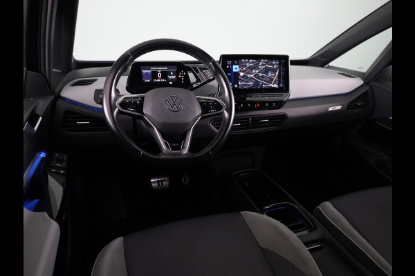 Volkswagen ID.3 First Plus 58 kWh 204 pk | Navigatie | Parkeersensoren | Achteruitrijcamera | Matrix LED koplampen | Stoelverwarming |